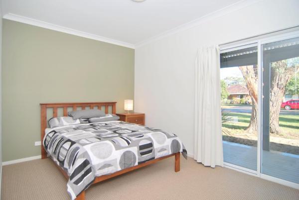 Huskisson Holiday Motel Cabins Jervis Bay Exterior foto