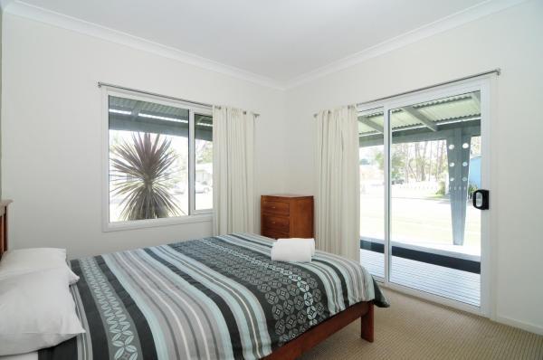 Huskisson Holiday Motel Cabins Jervis Bay Exterior foto